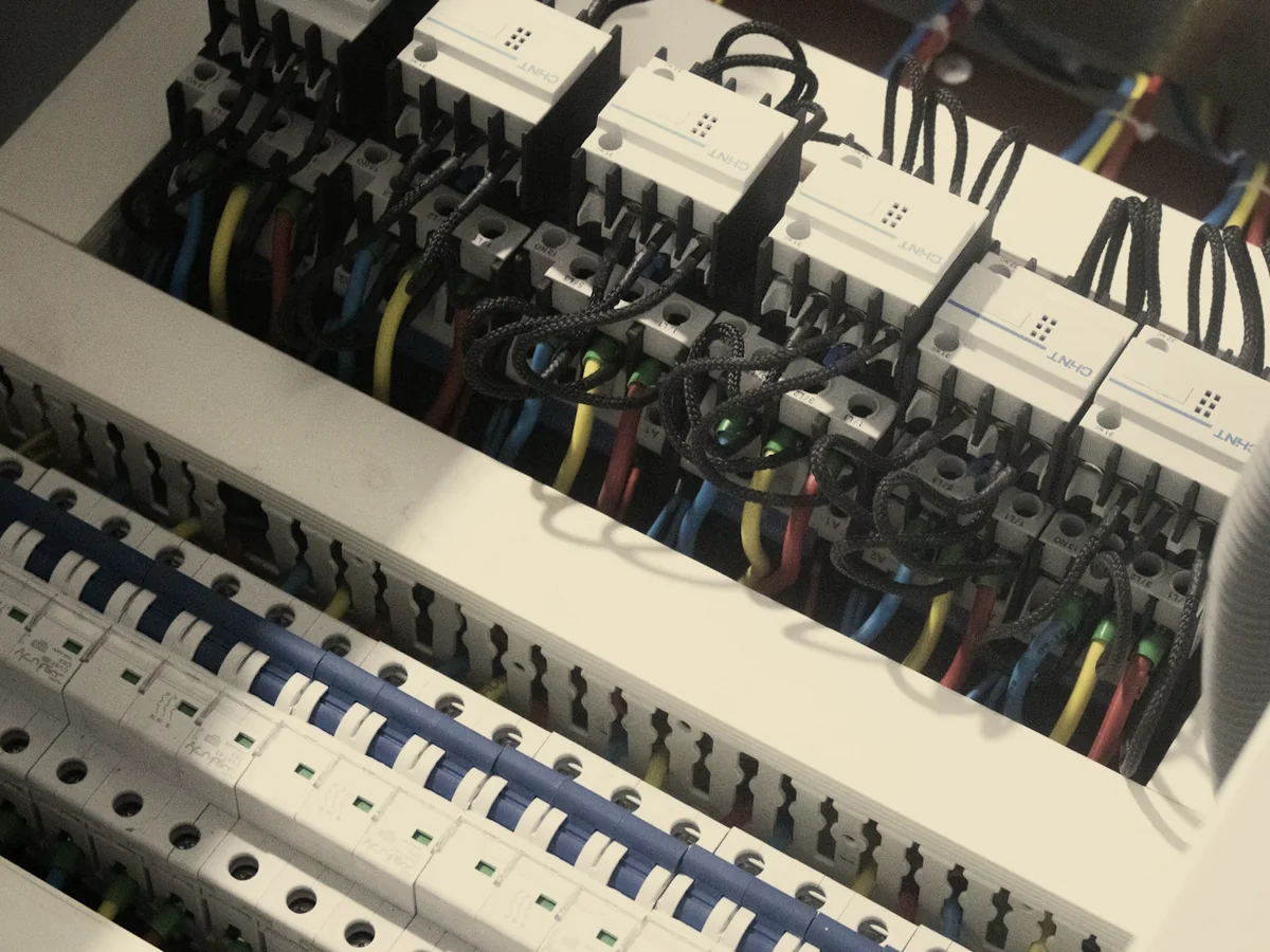 Instalacje elektryczne i teletechniczne